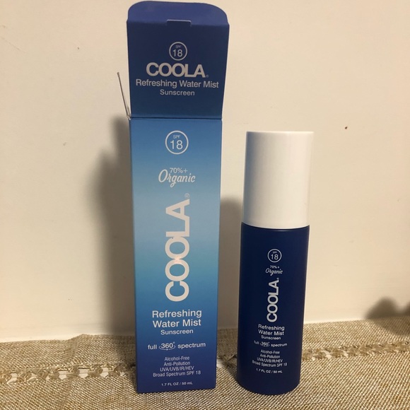 Coola Refreshing Water Mist Sunscreen SPF 18 - Picture 2 of 4